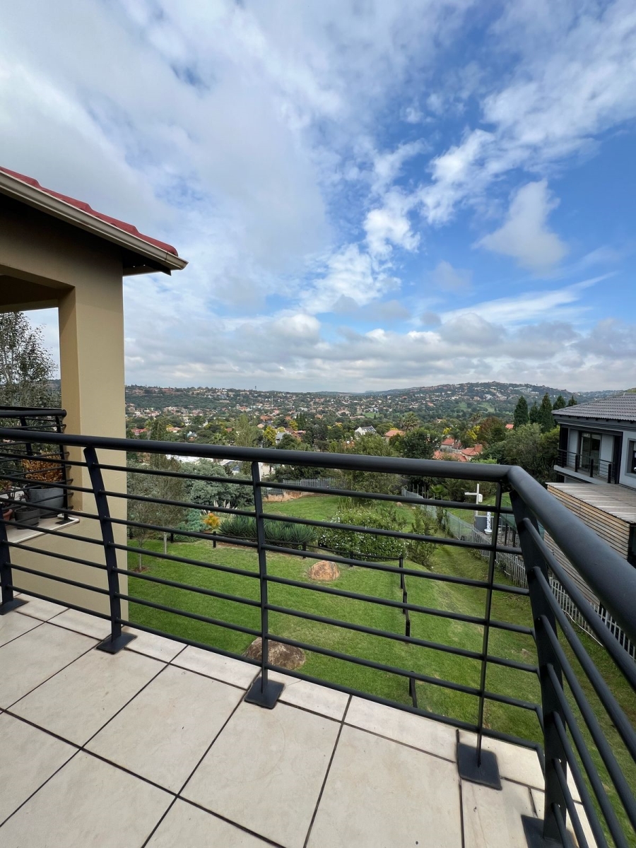 2 Bedroom Property for Sale in Bassonia Rock Gauteng