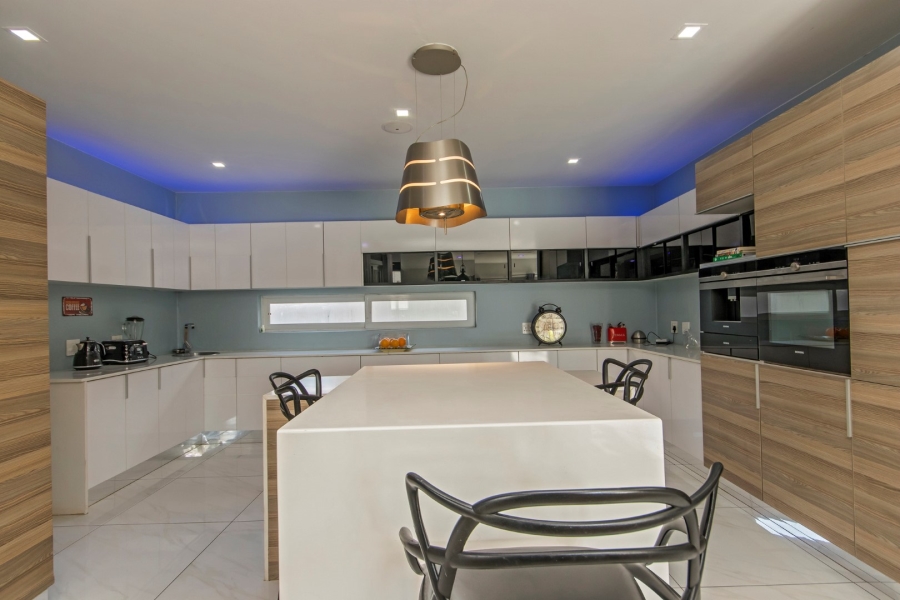 To Let 4 Bedroom Property for Rent in Hyde Park Gauteng