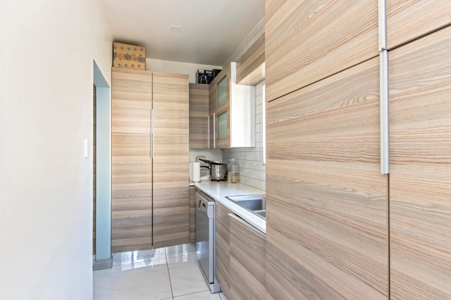 To Let 4 Bedroom Property for Rent in Hyde Park Gauteng