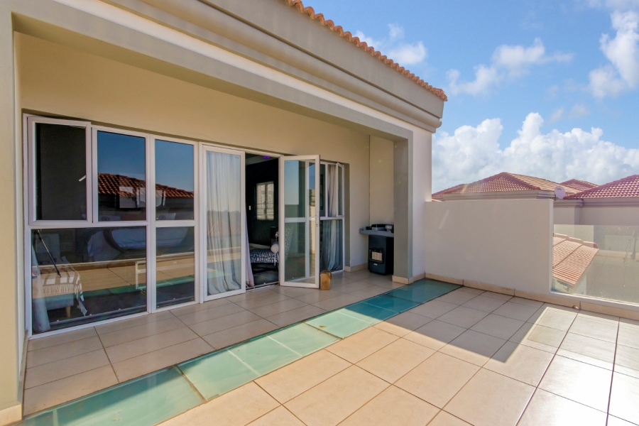To Let 4 Bedroom Property for Rent in Hyde Park Gauteng