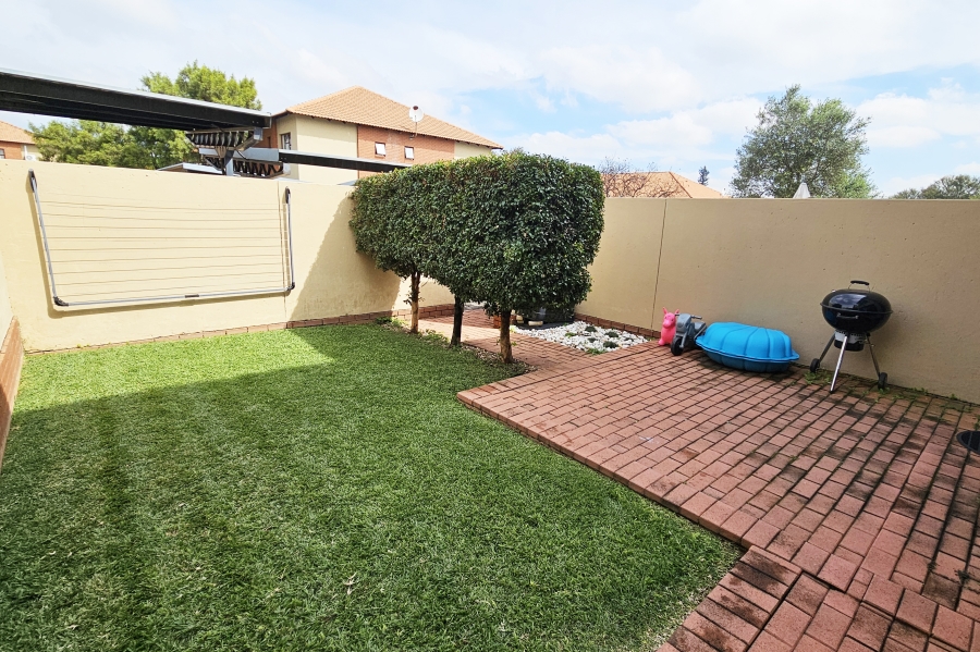 2 Bedroom Property for Sale in Pretorius Park Gauteng
