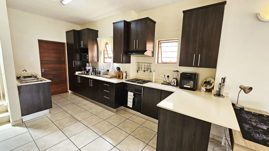 2 Bedroom Property for Sale in Pretorius Park Gauteng