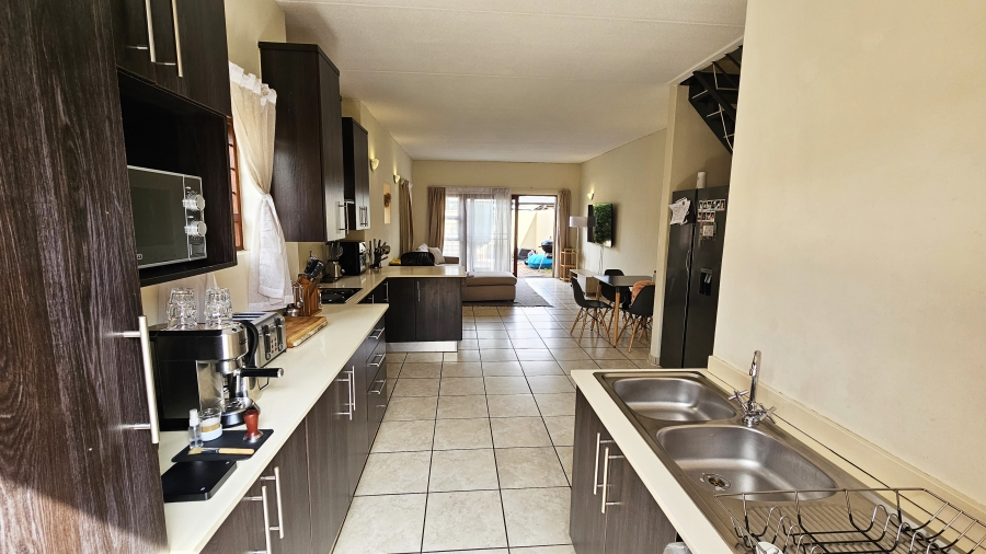 2 Bedroom Property for Sale in Pretorius Park Gauteng