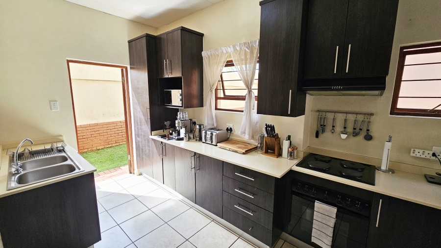 2 Bedroom Property for Sale in Pretorius Park Gauteng