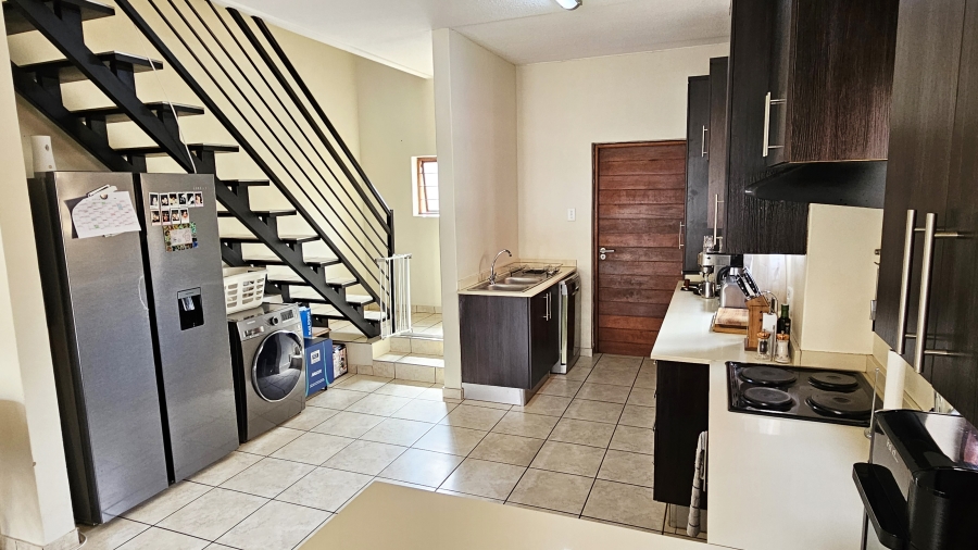 2 Bedroom Property for Sale in Pretorius Park Gauteng