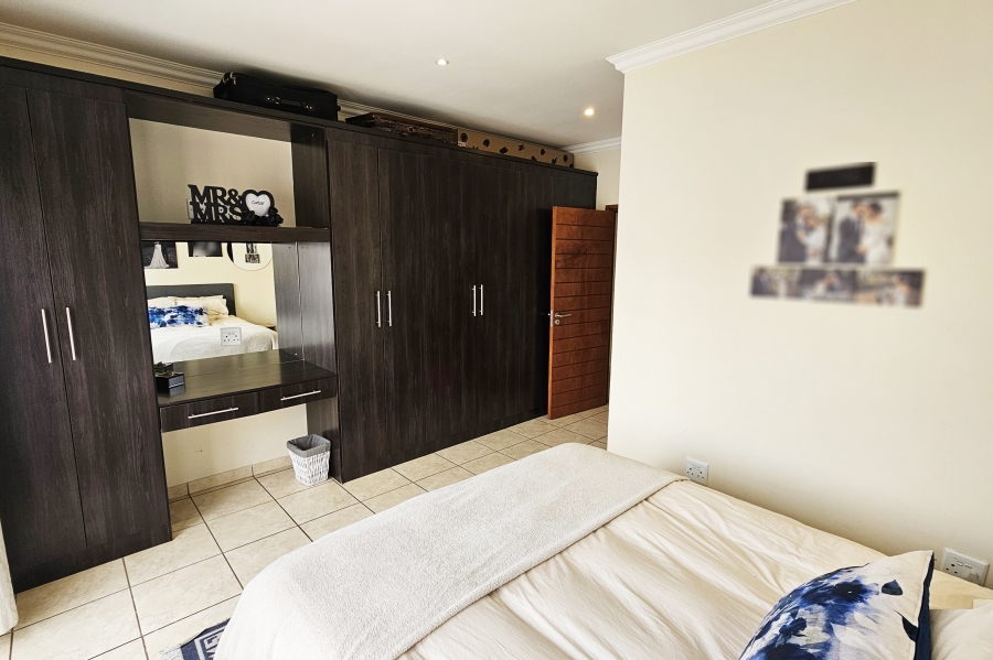 2 Bedroom Property for Sale in Pretorius Park Gauteng