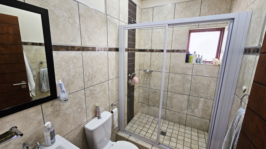 2 Bedroom Property for Sale in Pretorius Park Gauteng