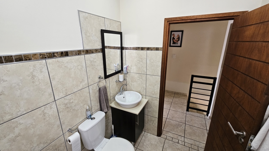 2 Bedroom Property for Sale in Pretorius Park Gauteng