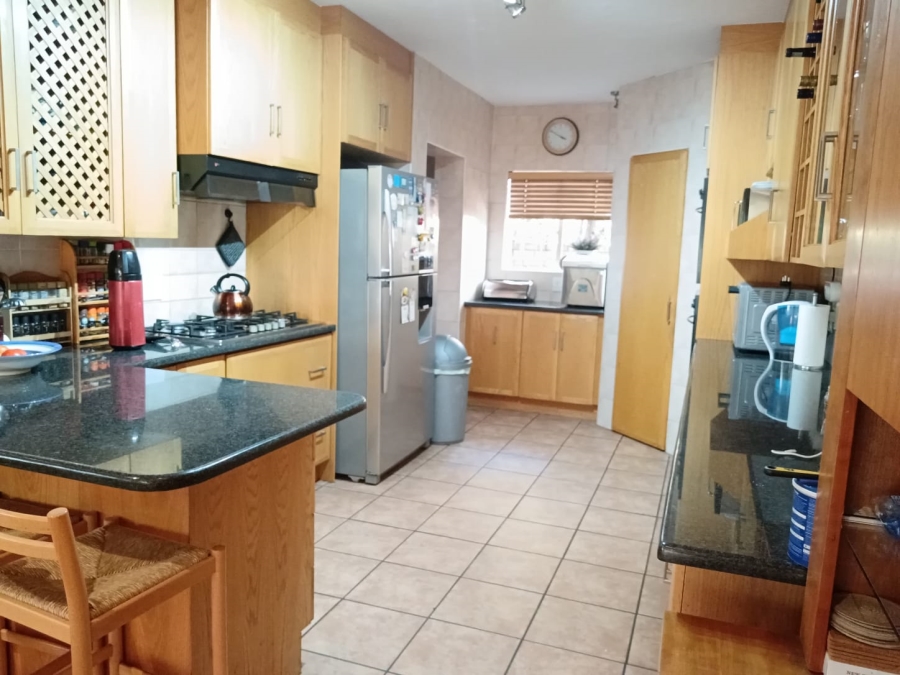 4 Bedroom Property for Sale in Amberfield Gauteng