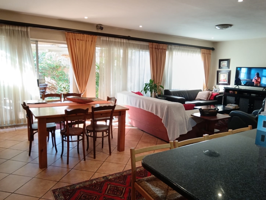 4 Bedroom Property for Sale in Amberfield Gauteng
