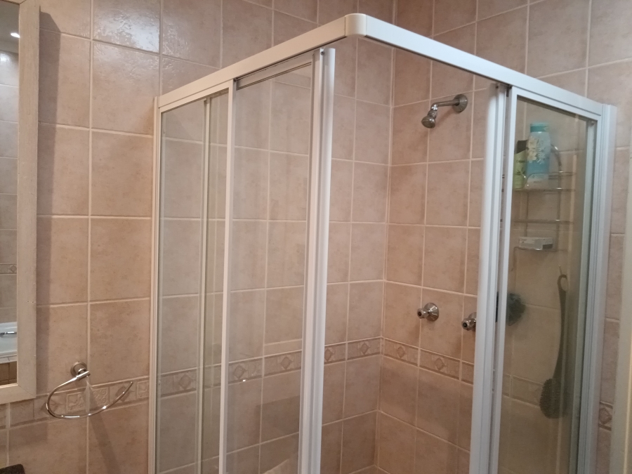 4 Bedroom Property for Sale in Amberfield Gauteng
