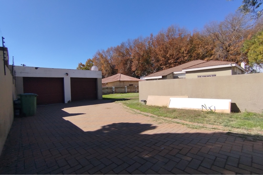 3 Bedroom Property for Sale in The Hill Gauteng