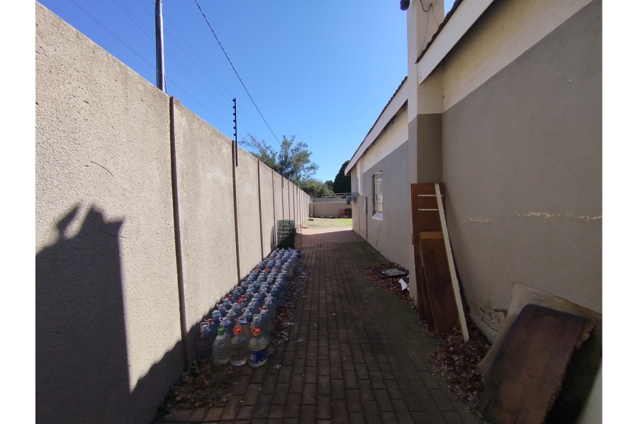 3 Bedroom Property for Sale in The Hill Gauteng