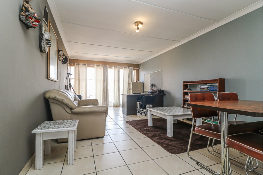 To Let 1 Bedroom Property for Rent in Casseldale Gauteng