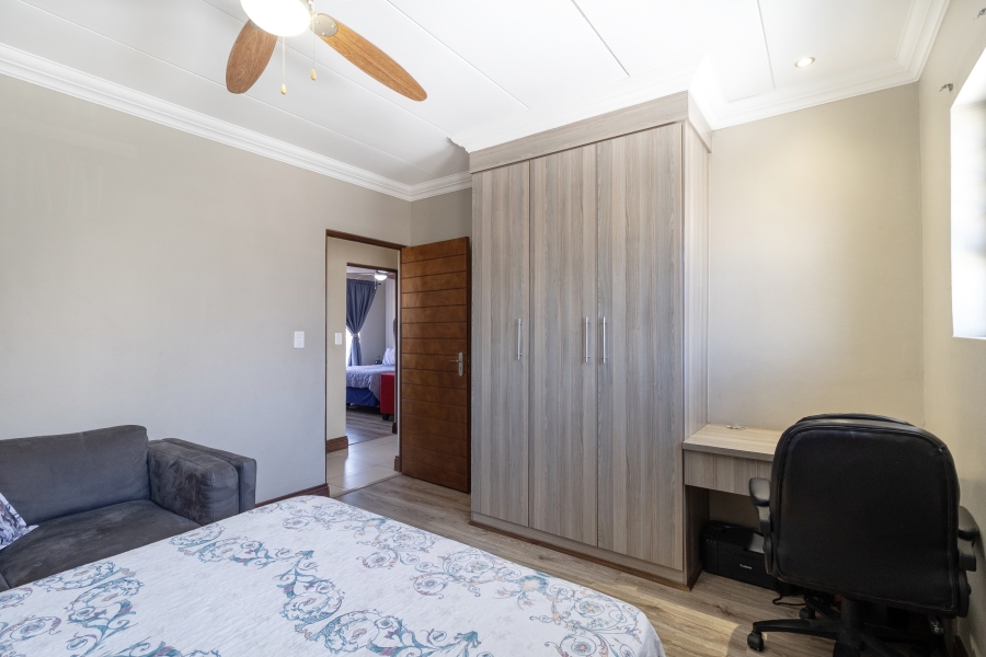 3 Bedroom Property for Sale in Bergtuin Gauteng