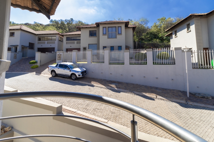 3 Bedroom Property for Sale in Bergtuin Gauteng