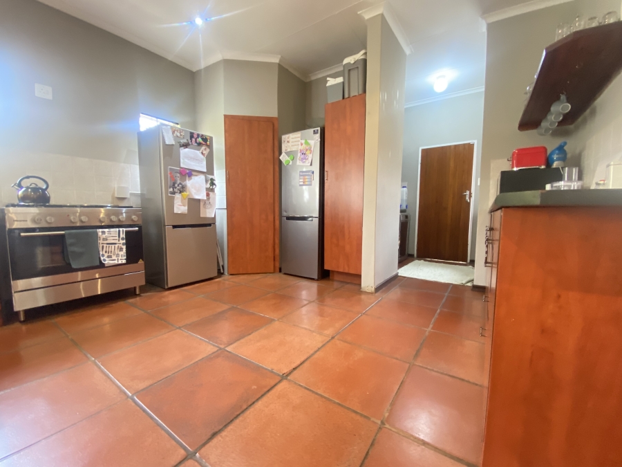 To Let 3 Bedroom Property for Rent in Faerie Glen Gauteng