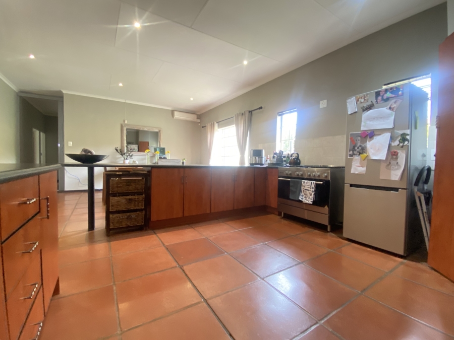 To Let 3 Bedroom Property for Rent in Faerie Glen Gauteng