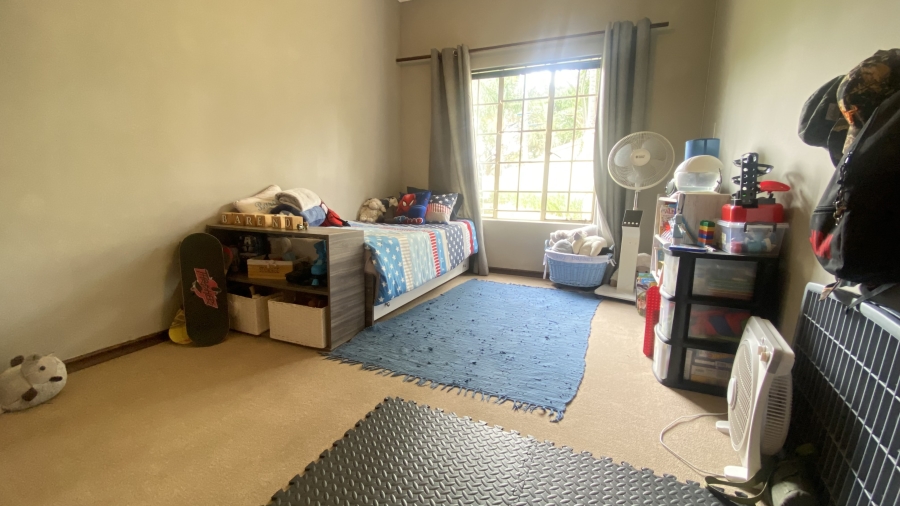 To Let 3 Bedroom Property for Rent in Faerie Glen Gauteng