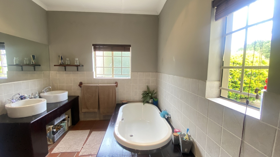 To Let 3 Bedroom Property for Rent in Faerie Glen Gauteng