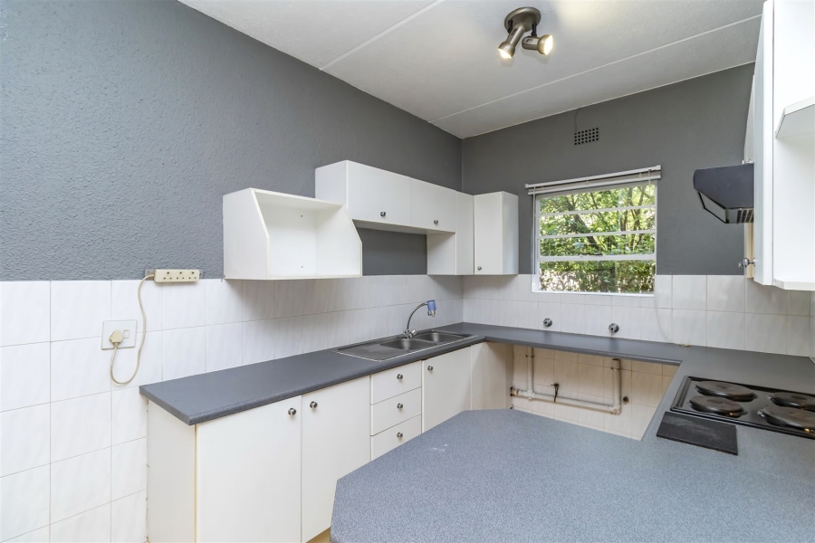 2 Bedroom Property for Sale in Bryanston Gauteng
