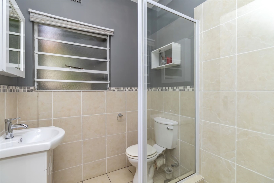 2 Bedroom Property for Sale in Bryanston Gauteng