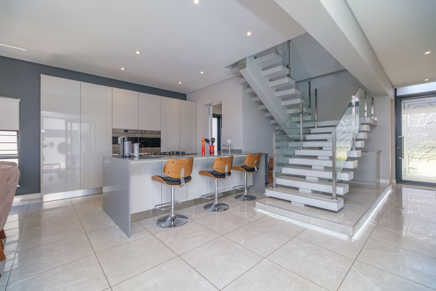 4 Bedroom Property for Sale in Bryanston Gauteng