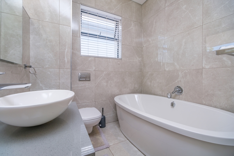 4 Bedroom Property for Sale in Bryanston Gauteng