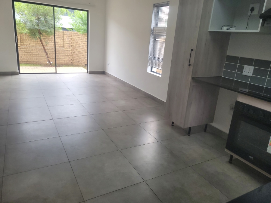 To Let 3 Bedroom Property for Rent in Thatchfield Ridge Gauteng