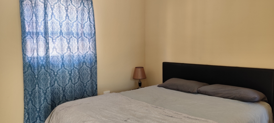 To Let 1 Bedroom Property for Rent in Douglasdale Gauteng