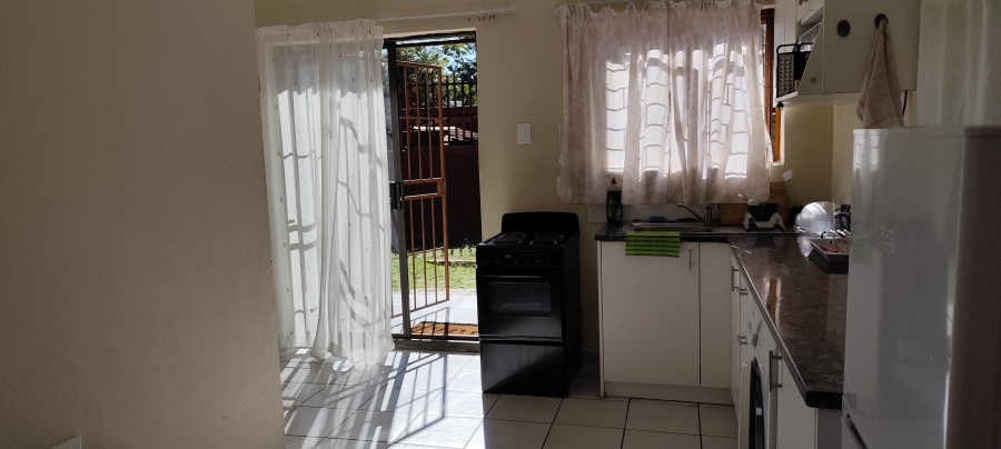 To Let 1 Bedroom Property for Rent in Douglasdale Gauteng