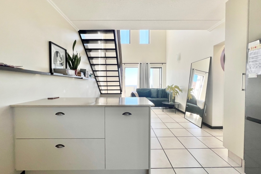 1 Bedroom Property for Sale in Bryanston Gauteng