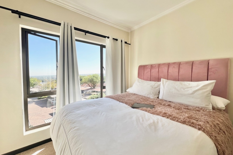 1 Bedroom Property for Sale in Bryanston Gauteng