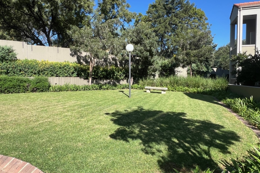 1 Bedroom Property for Sale in Bryanston Gauteng