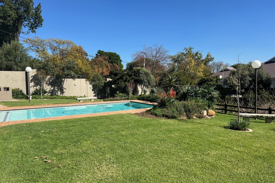 1 Bedroom Property for Sale in Bryanston Gauteng
