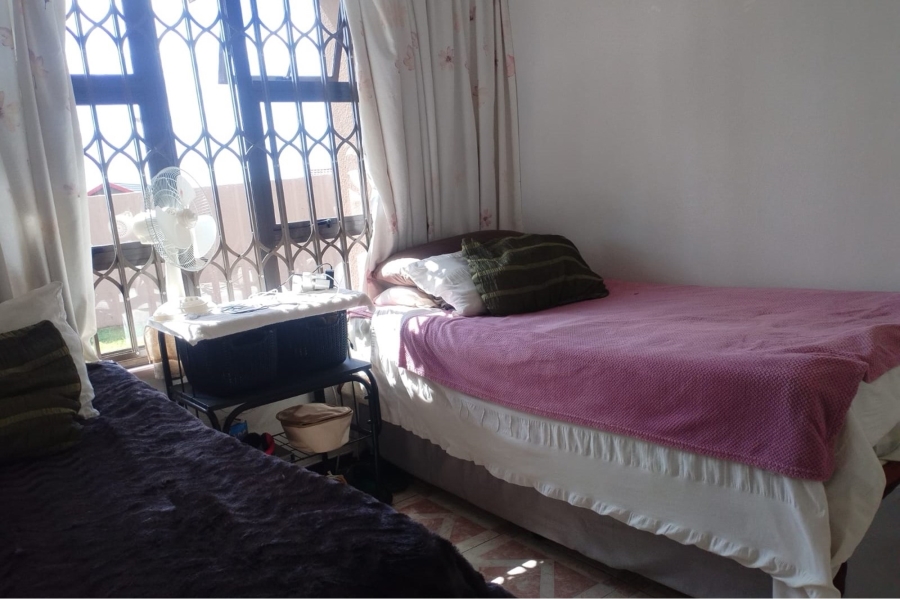 3 Bedroom Property for Sale in Zakariyya Park Gauteng