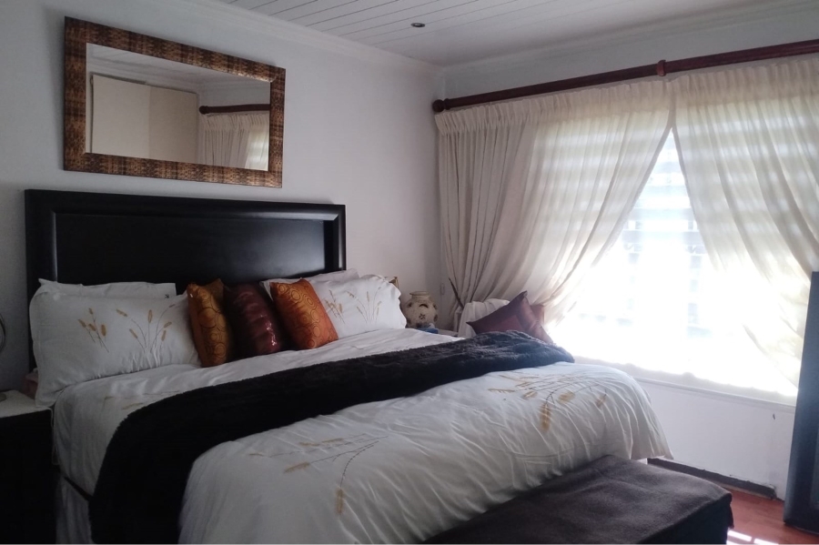3 Bedroom Property for Sale in Zakariyya Park Gauteng