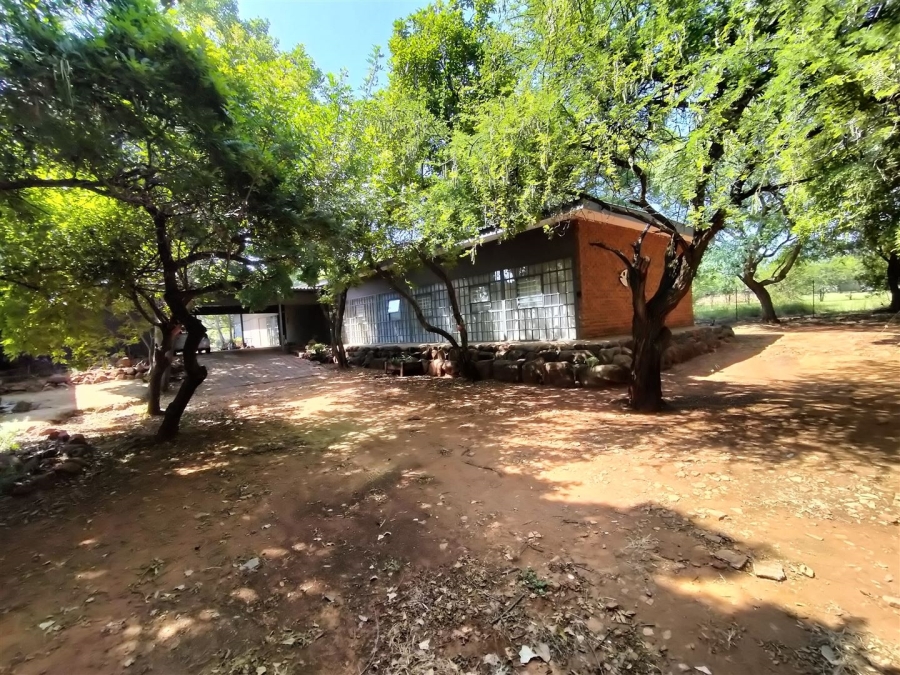 5 Bedroom Property for Sale in Patryshoek A H Gauteng