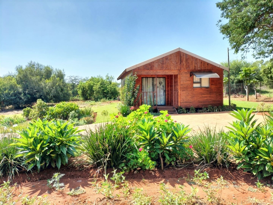 5 Bedroom Property for Sale in Patryshoek A H Gauteng