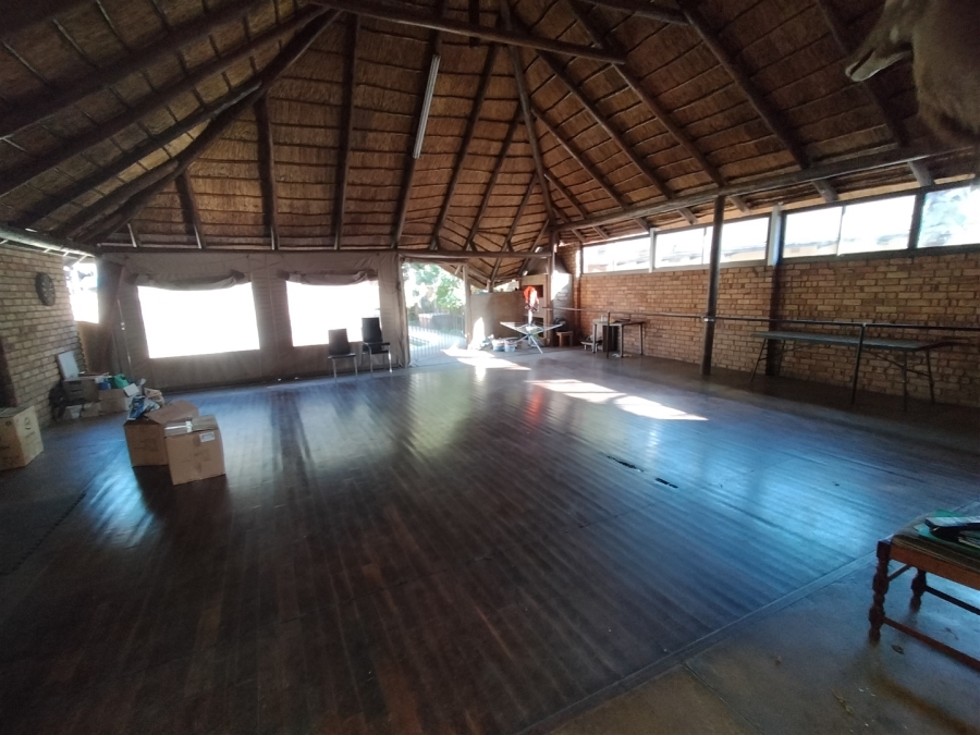 4 Bedroom Property for Sale in Pretoria North Gauteng