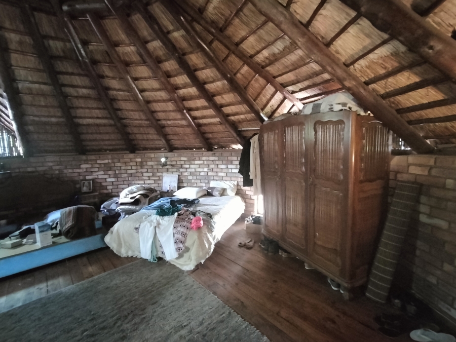 9 Bedroom Property for Sale in Haakdoornboom Gauteng