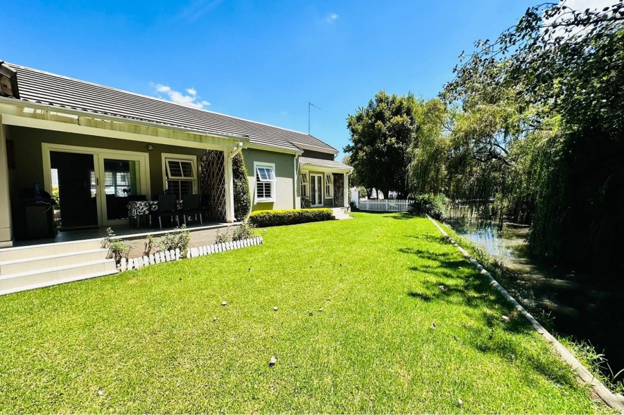 3 Bedroom Property for Sale in North Riding Gauteng