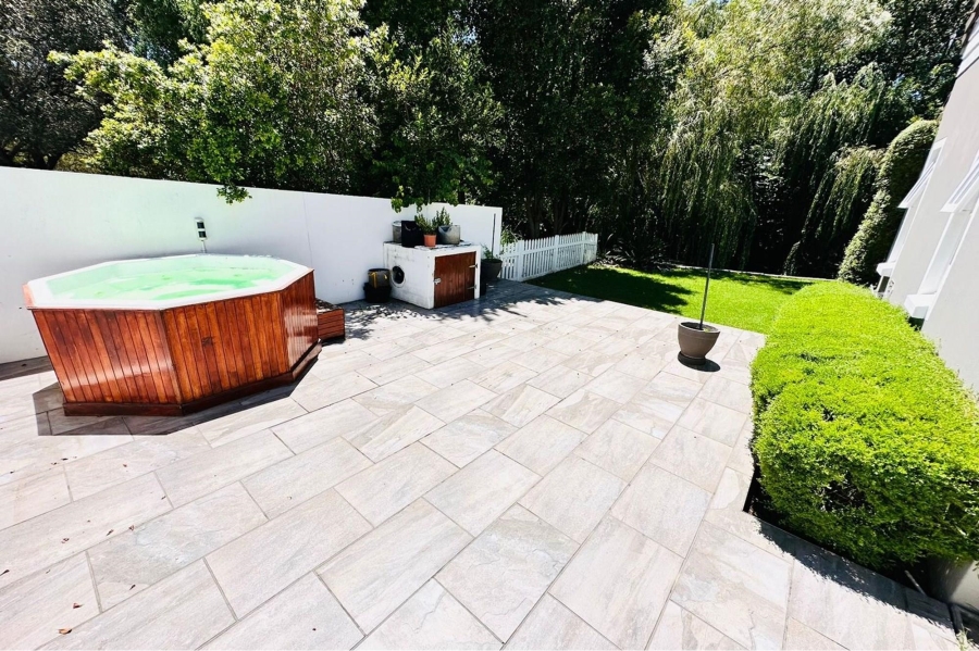 3 Bedroom Property for Sale in North Riding Gauteng