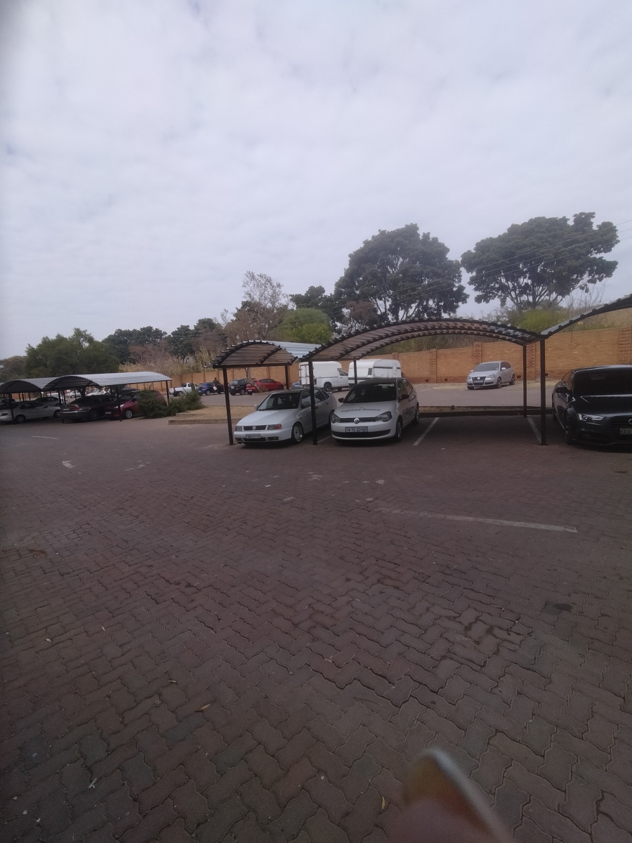 3 Bedroom Property for Sale in Karenpark Gauteng