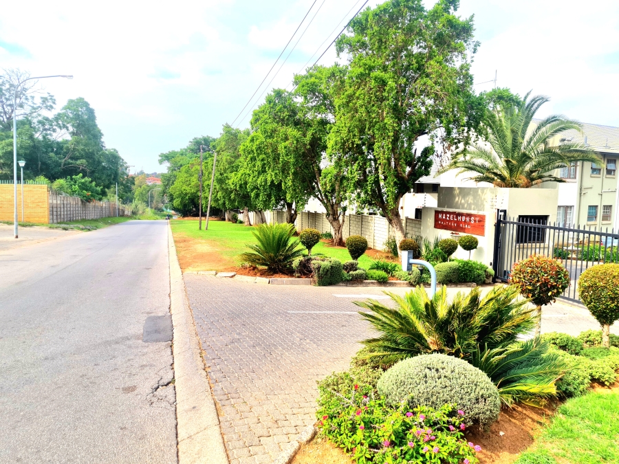 2 Bedroom Property for Sale in Whitney Gardens Gauteng