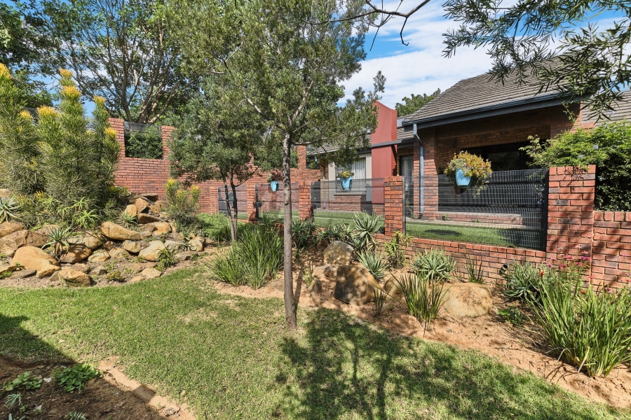 2 Bedroom Property for Sale in North Riding AH Gauteng