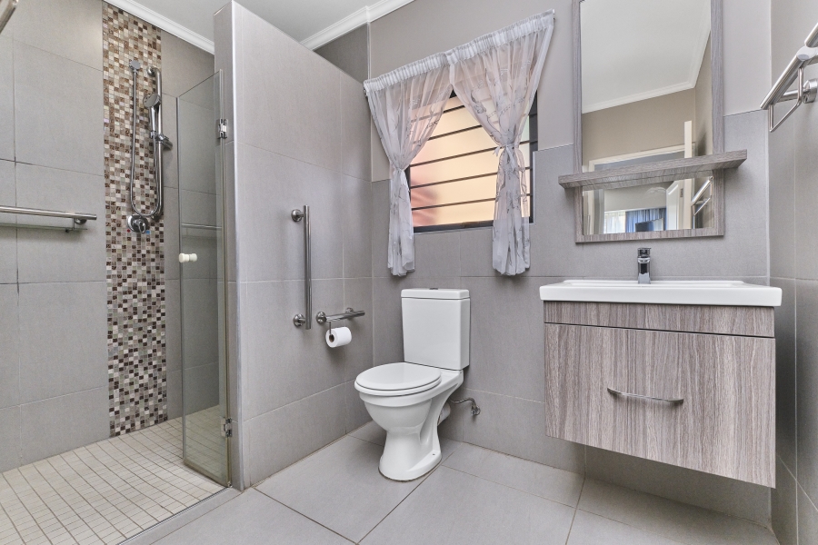 2 Bedroom Property for Sale in North Riding AH Gauteng
