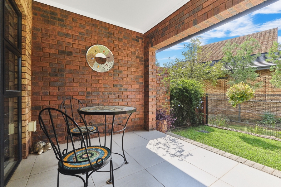 2 Bedroom Property for Sale in North Riding AH Gauteng