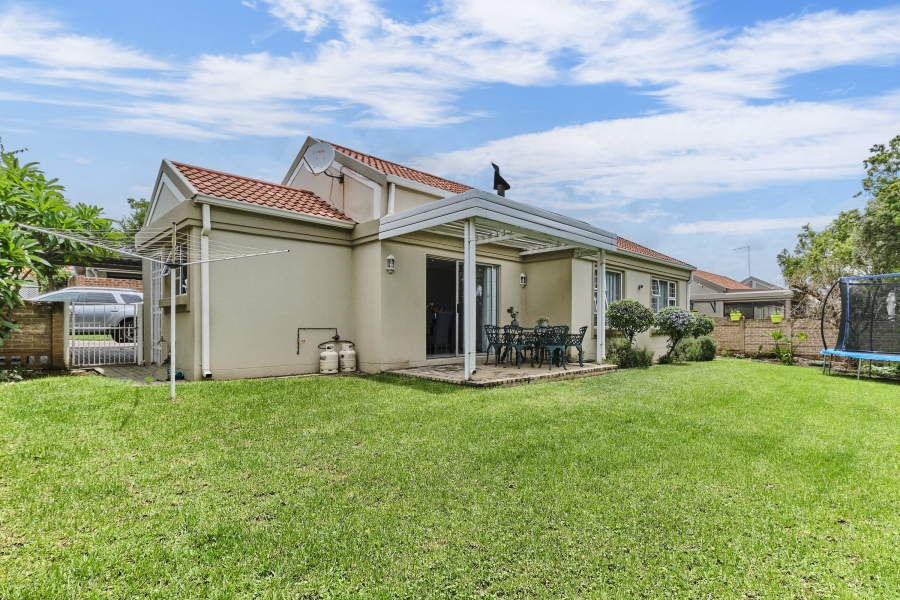 To Let 3 Bedroom Property for Rent in Barbeque Downs Gauteng