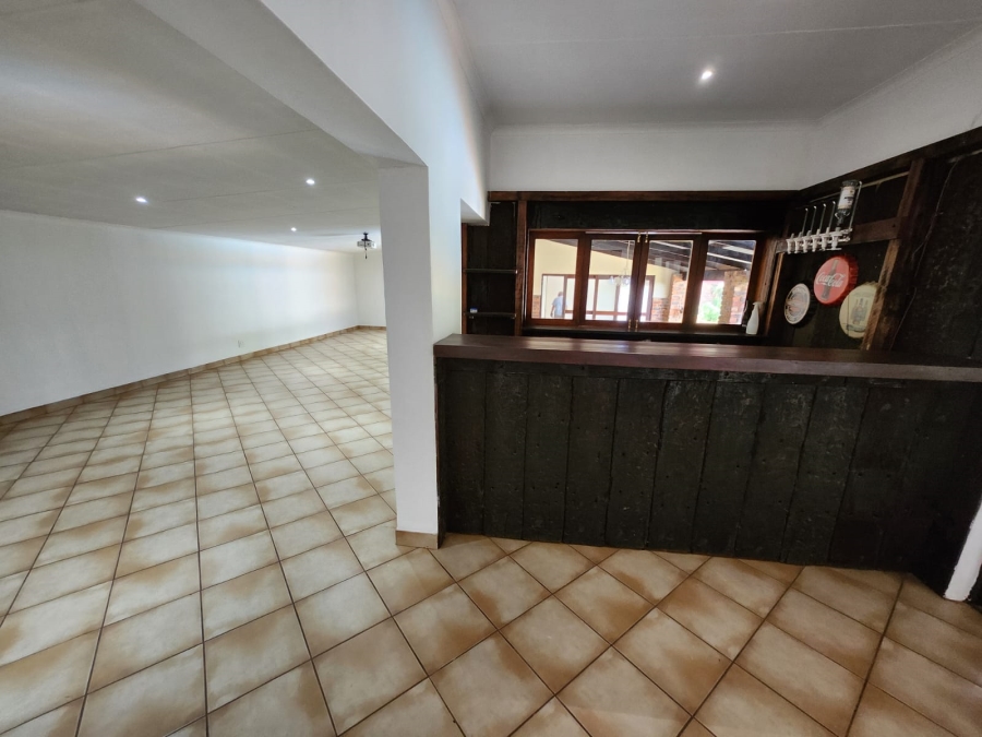 5 Bedroom Property for Sale in Gerardsville Gauteng